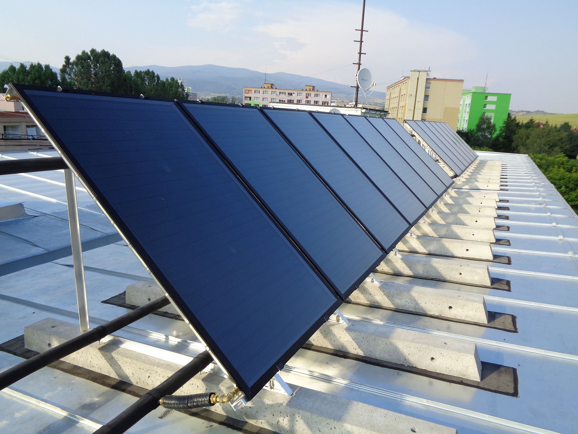 Fotovoltické a solárne panely